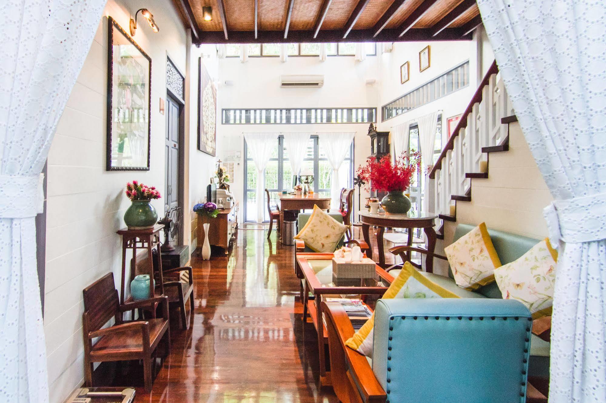 Baan Noppawong Hotel Bangkok Eksteriør billede